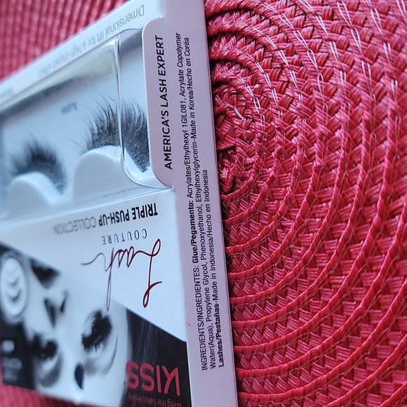 🌵 4/$20 KISS Lash Couture Push Up Collection Bustier New - Picture 4 of 4